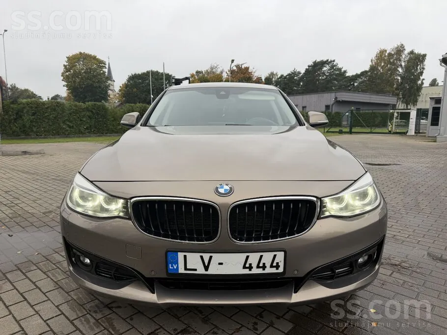 BMW 320 2016 photo 4
