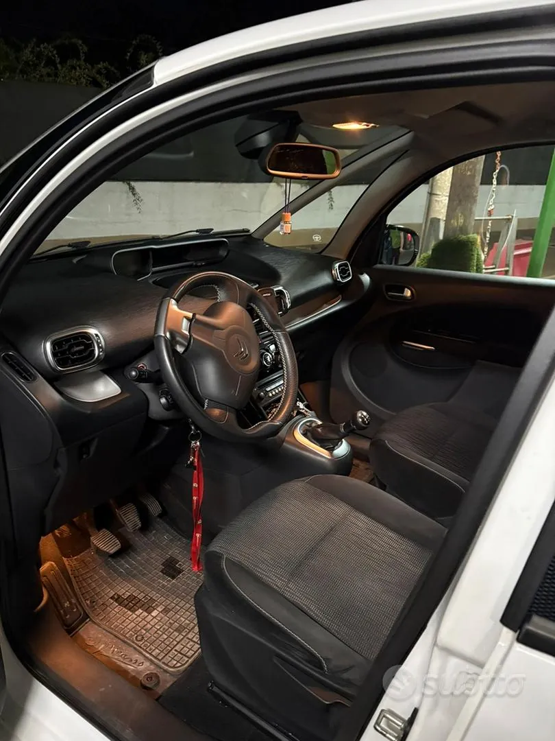 Citroen C3 Picasso 2013 photo 5