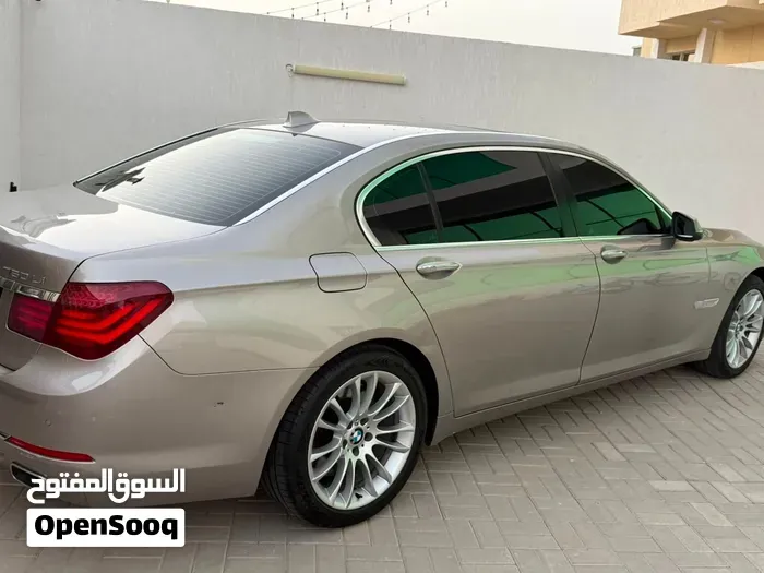 BMW 7 Series 2014 photo 4