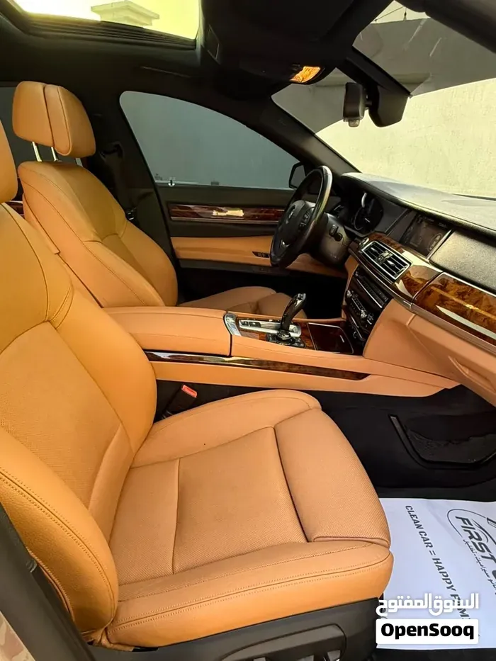 BMW 7 Series 2014 photo 2