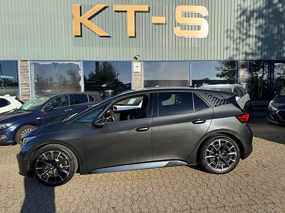 Cupra Born 2023 photo 2