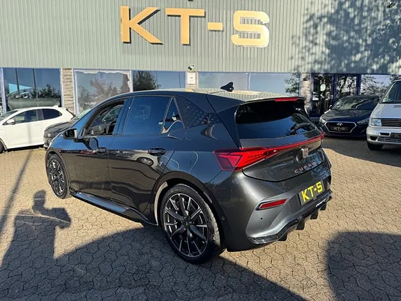 Cupra Born 2023 photo 3