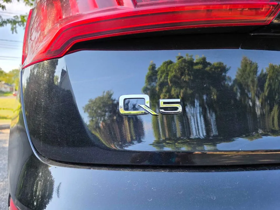 Audi Q5 2018 photo 2