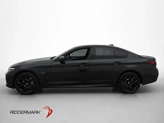 BMW 530E 2023 photo 4