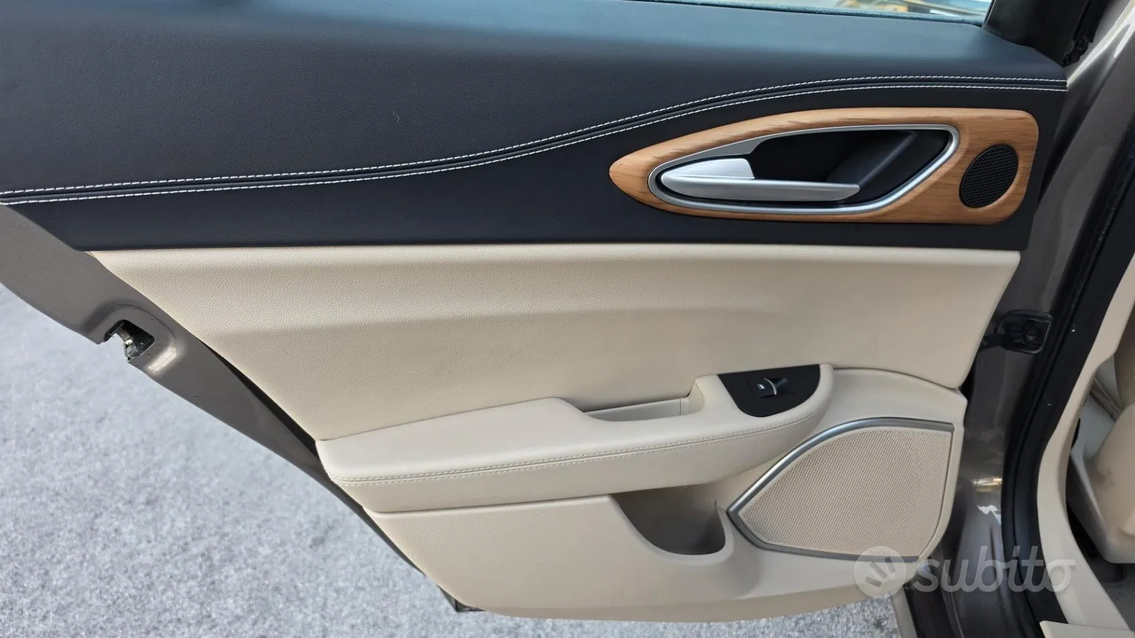 Alfa Romeo Giulia 2017 photo 2