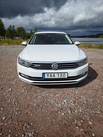 Volkswagen Passat 2016 photo 2