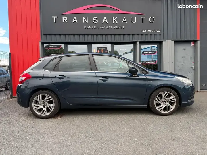 Citroen C4 2010 photo 2