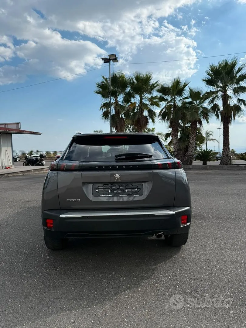 Peugeot 2008 2023 photo 4