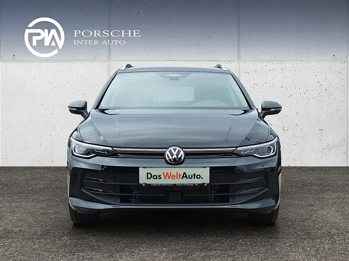 Volkswagen Golf 2026 photo 2