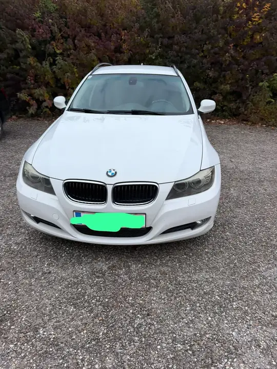 BMW 320D 2009 photo 3