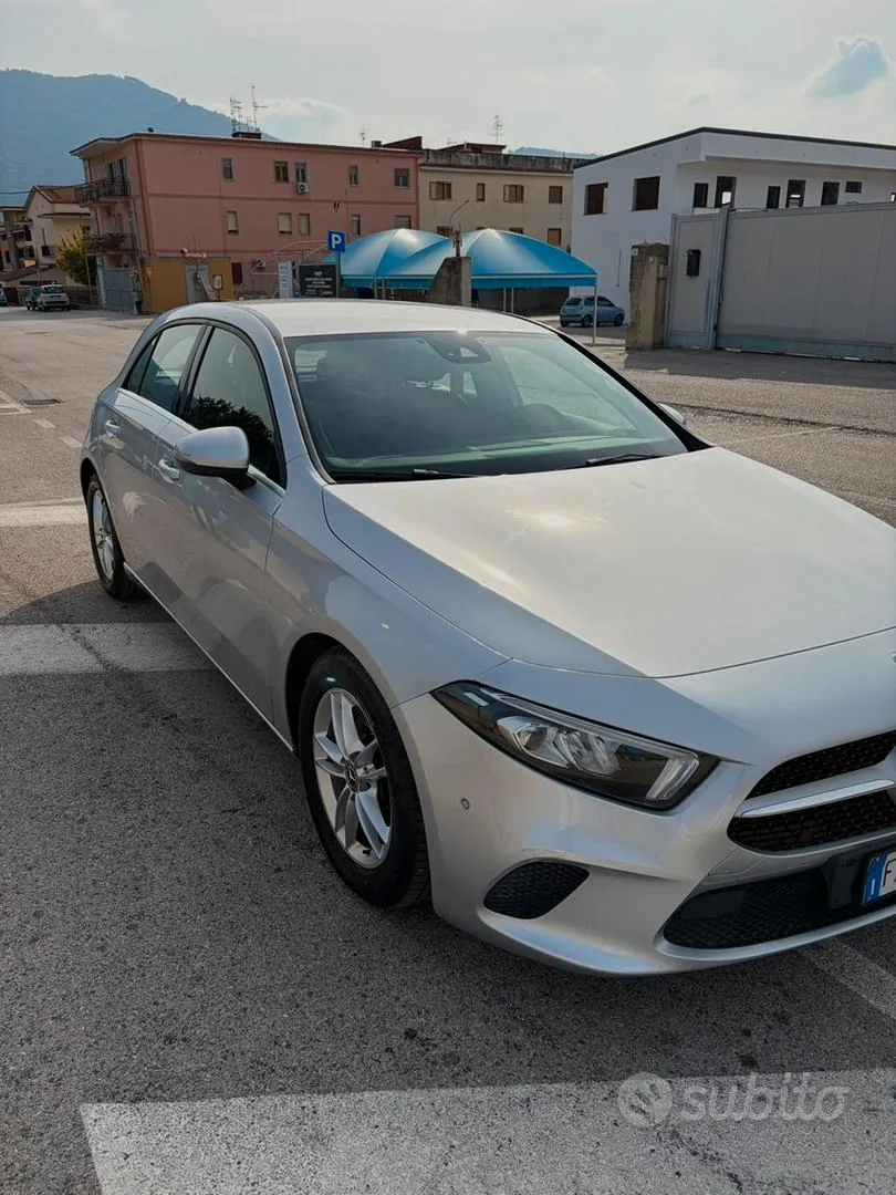 Mercedes-Benz A 180 2019 photo 3