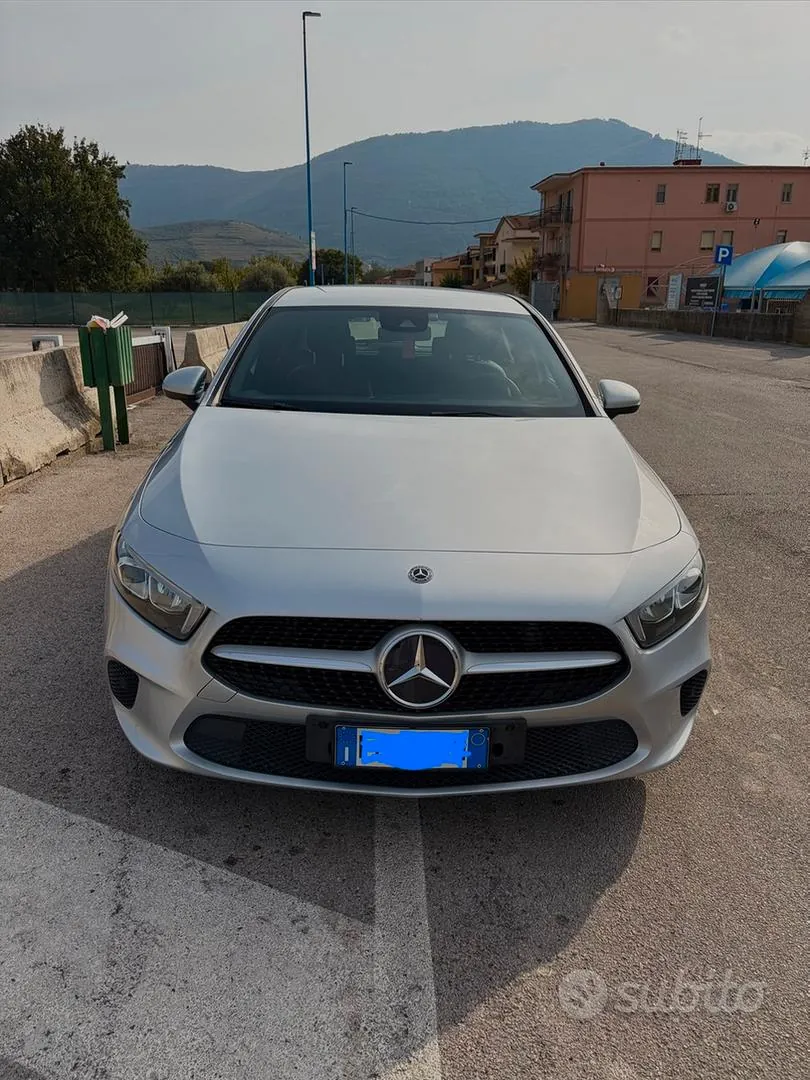 Mercedes-Benz A 180