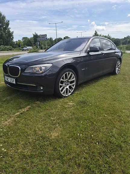 BMW 760Li