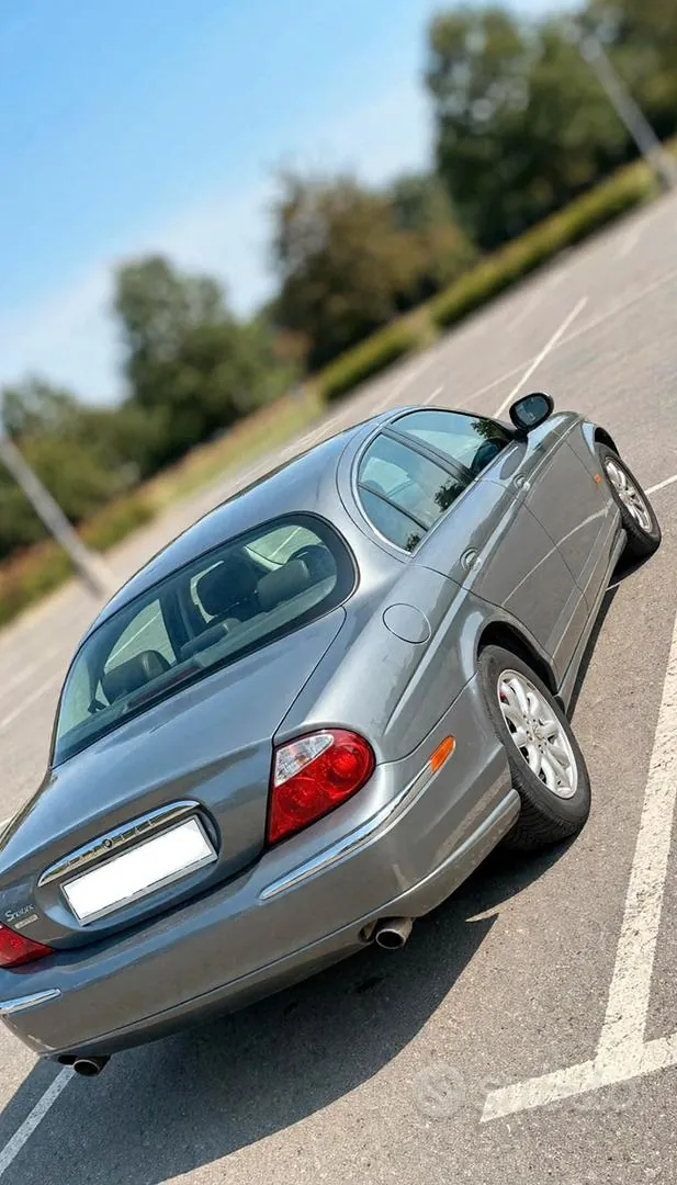Jaguar S-Type