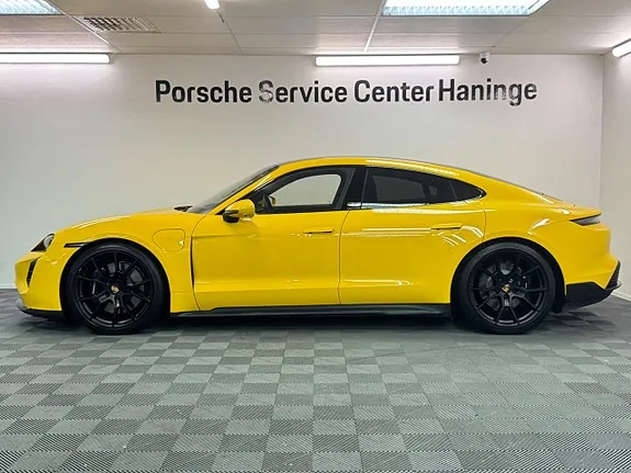 Porsche Taycan Gts 2024 photo 2