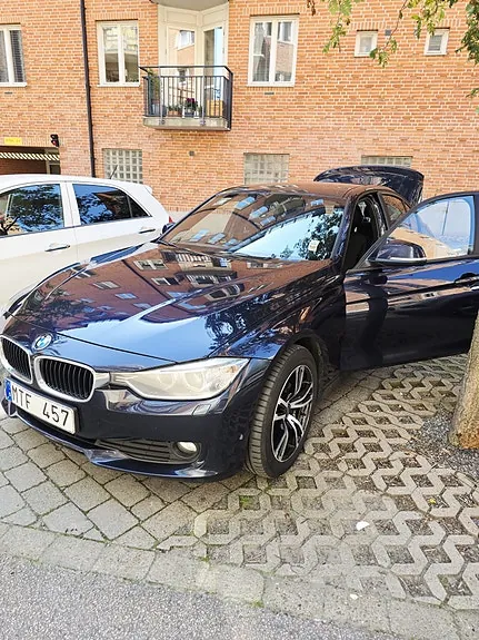 BMW 320D 2012 photo 3
