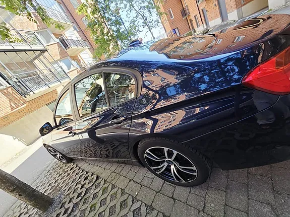 BMW 320D