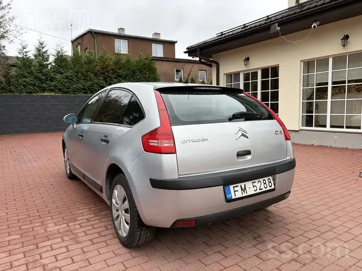 Citroen C4 2005 photo 4