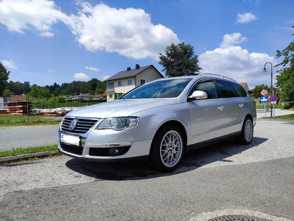 Volkswagen Passat 2009 photo 2