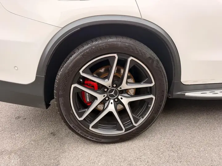 Mercedes-Benz Glc 2018 photo 3