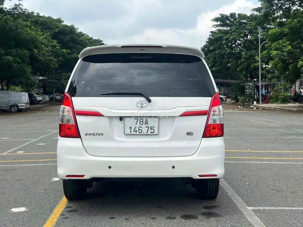 Toyota Innova 2014 photo 2