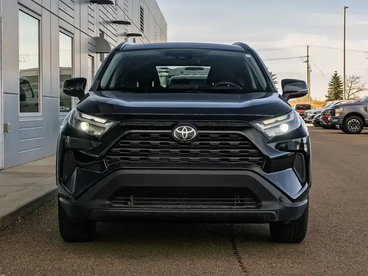 Toyota Rav4 2022 photo 3