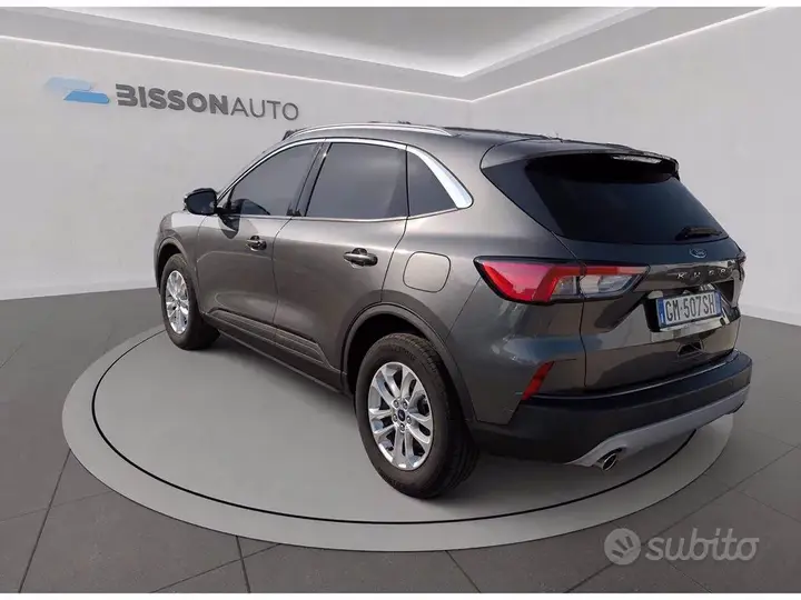 Ford Kuga 2023 photo 3