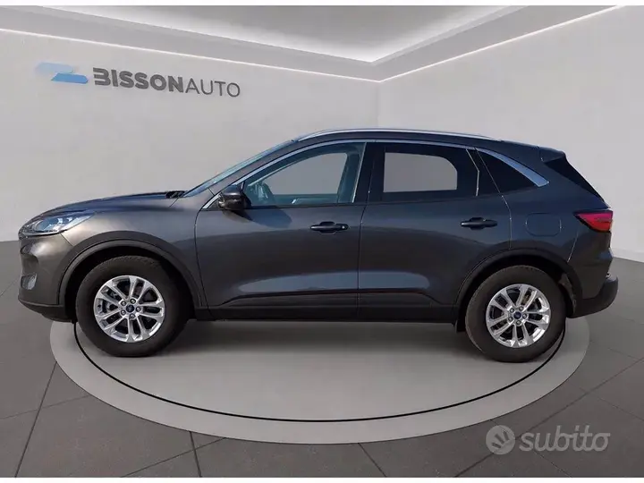 Ford Kuga 2023 photo 2