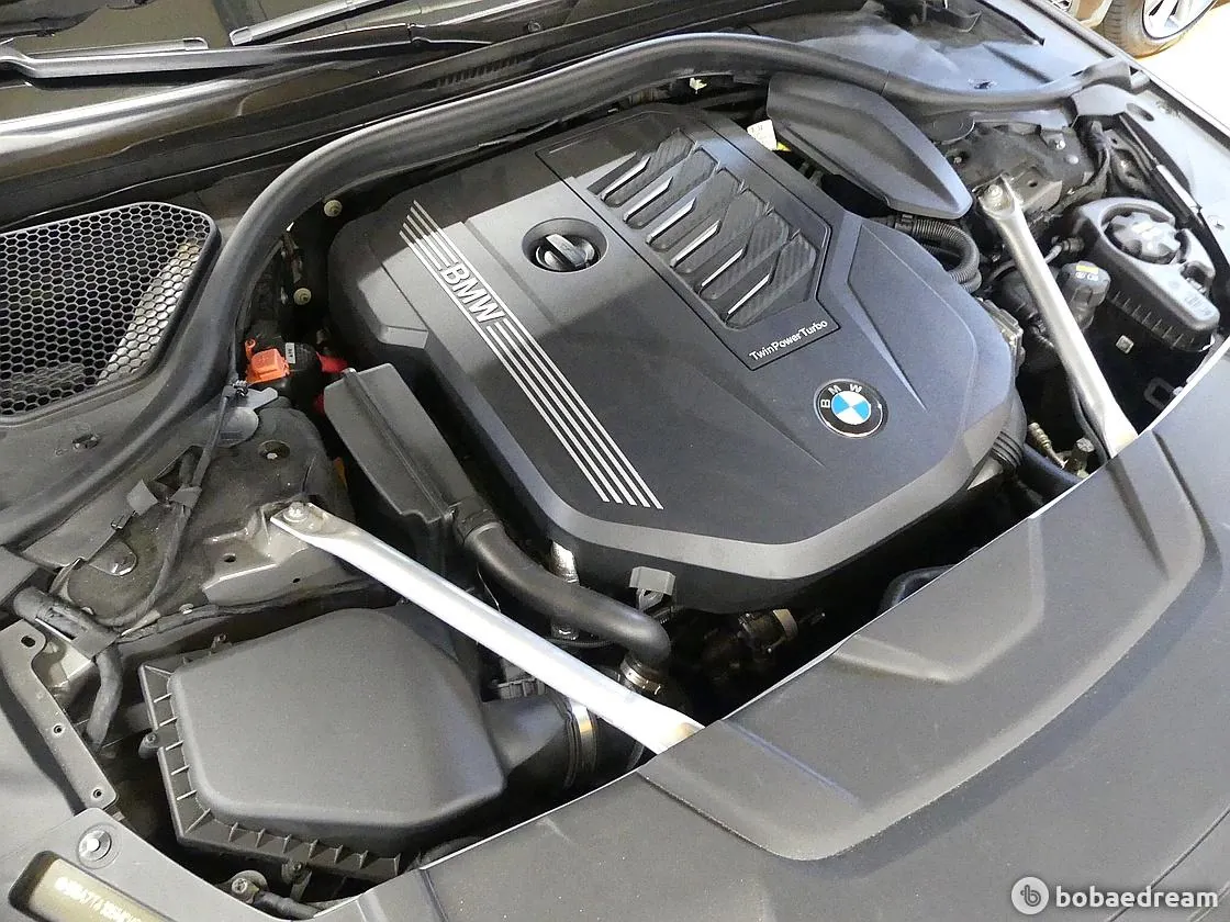 BMW 740Li 2021 photo 5