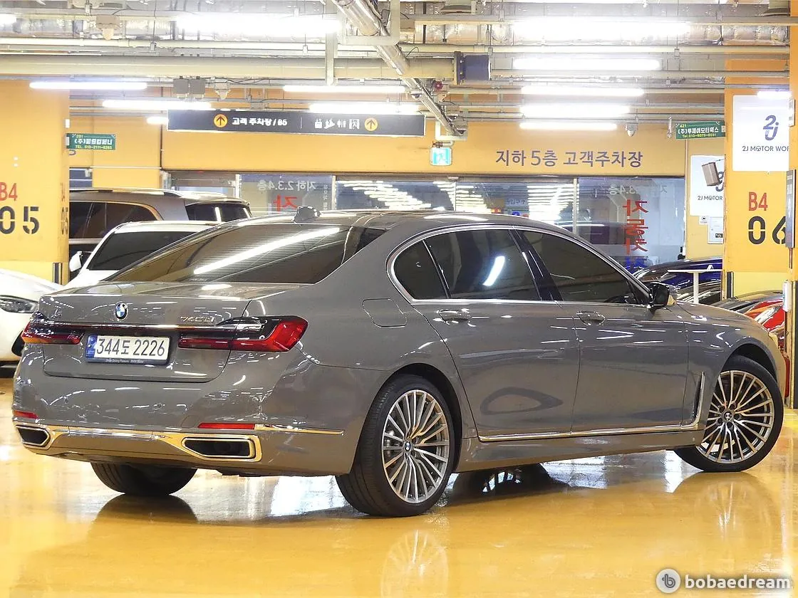 BMW 740Li 2021 photo 3
