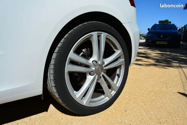 Audi A3 2014 photo 3