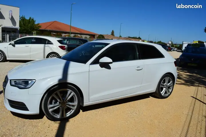 Audi A3 2014 photo 2