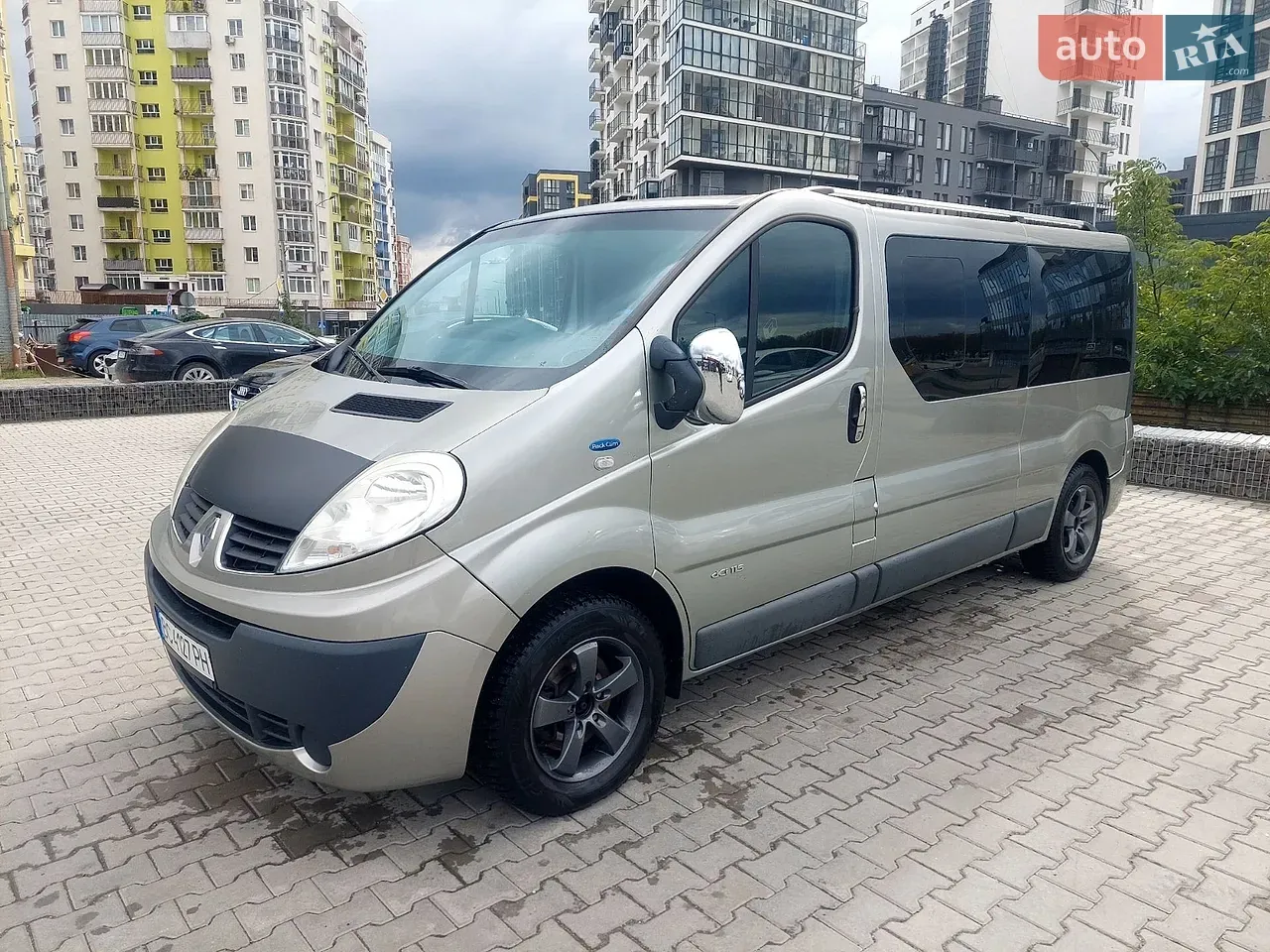 Renault Trafic 2010 photo 2