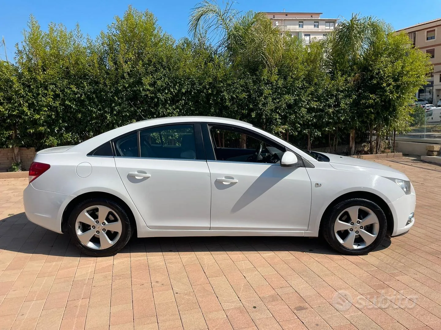 Chevrolet Cruze 2011 photo 4