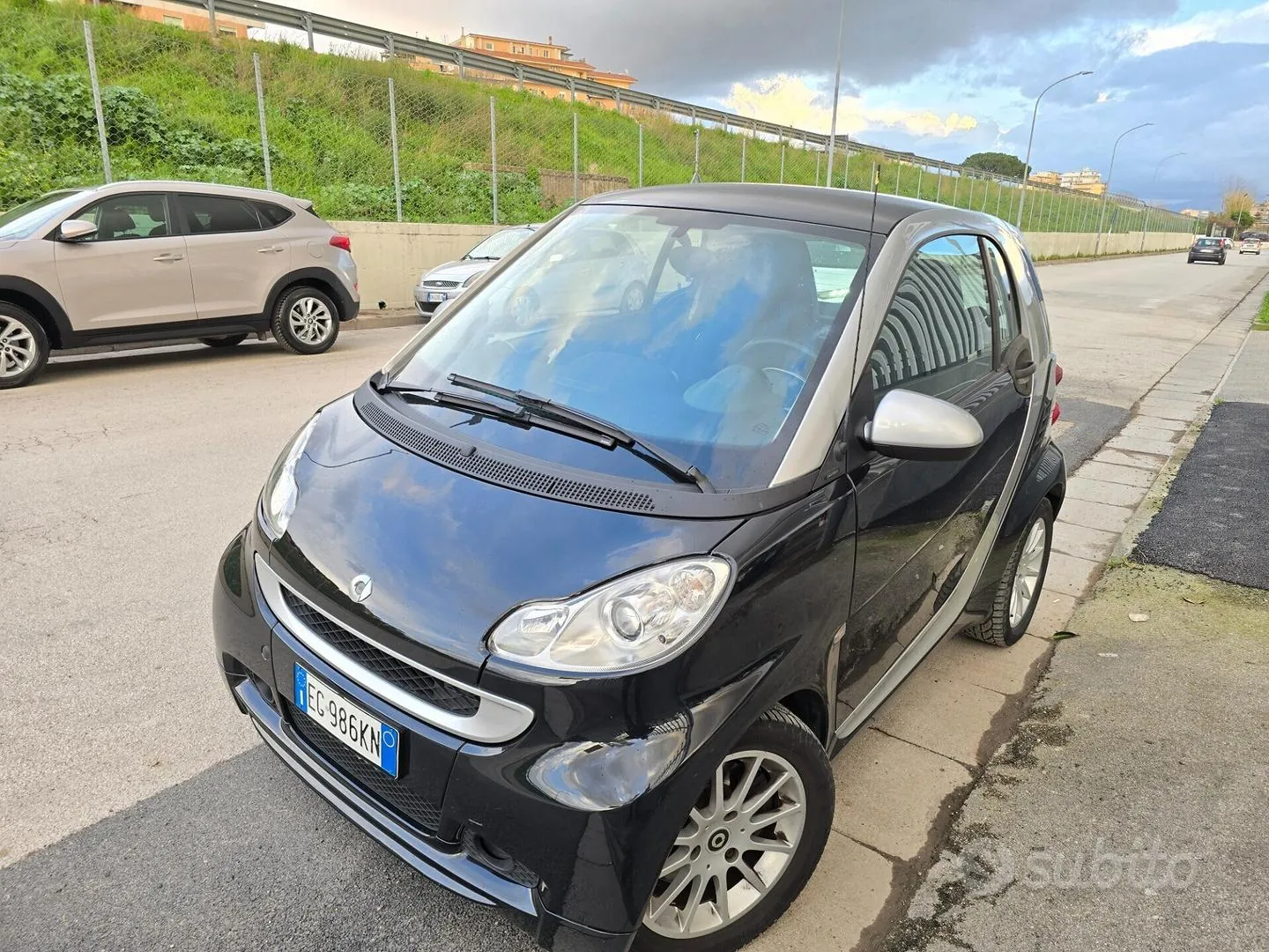Smart Fortwo 2011 photo 2