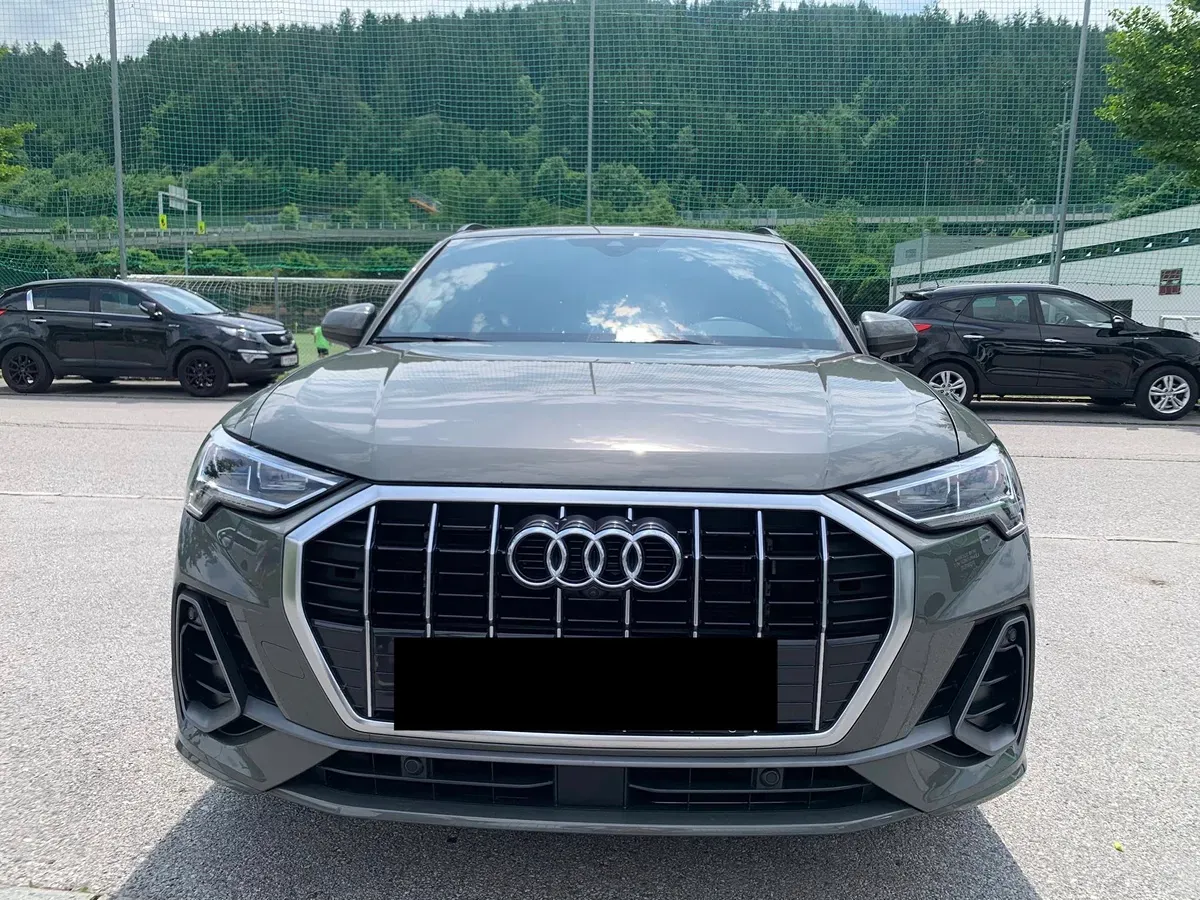 Audi Q3 2021 photo 3