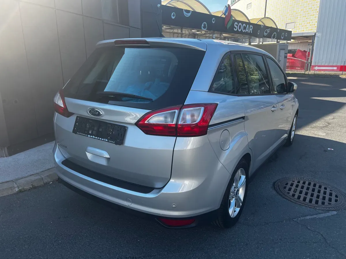 Ford C-Max 2013 photo 2