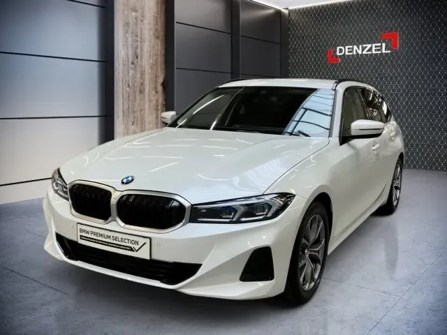 BMW 3 Series 2024 photo 2