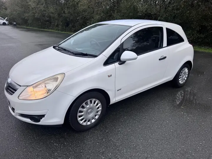 Vauxhall Corsa 2008 photo 4