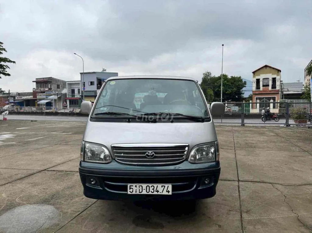 Toyota Hiace