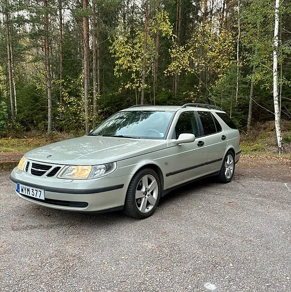 Saab 9-5 2005 photo 2