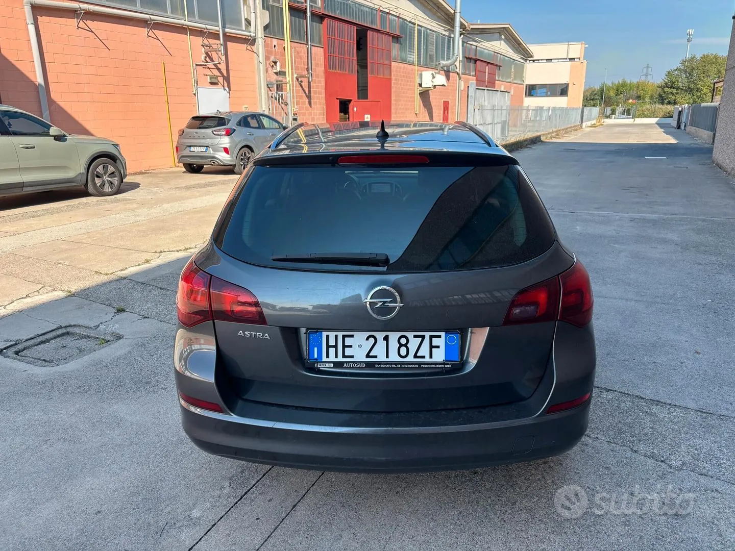 Opel Astra 2011 photo 5