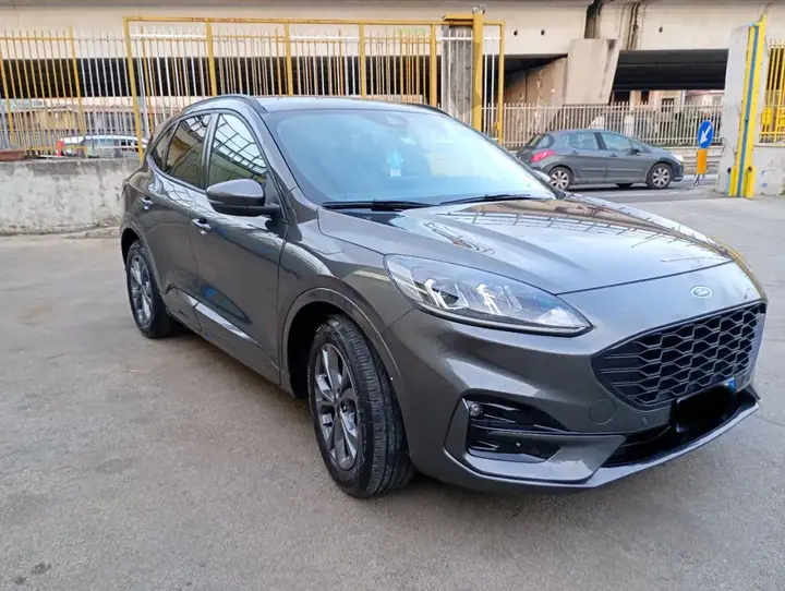 Ford Kuga 2023 photo 3