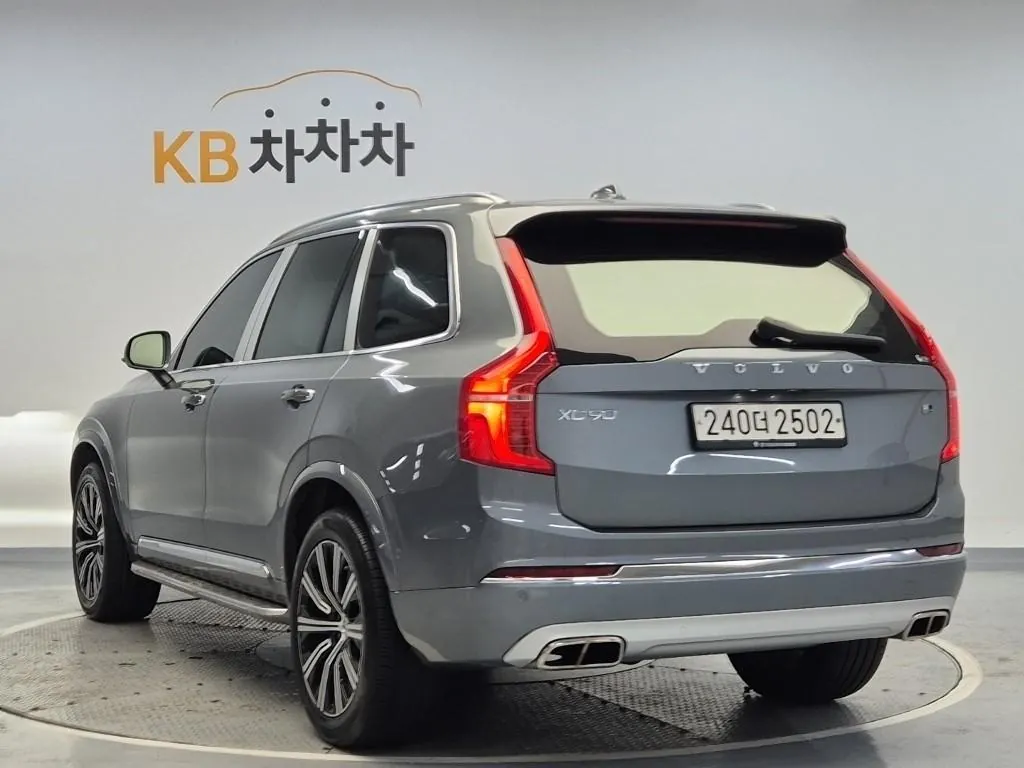 Volvo Xc90 2020 photo 2