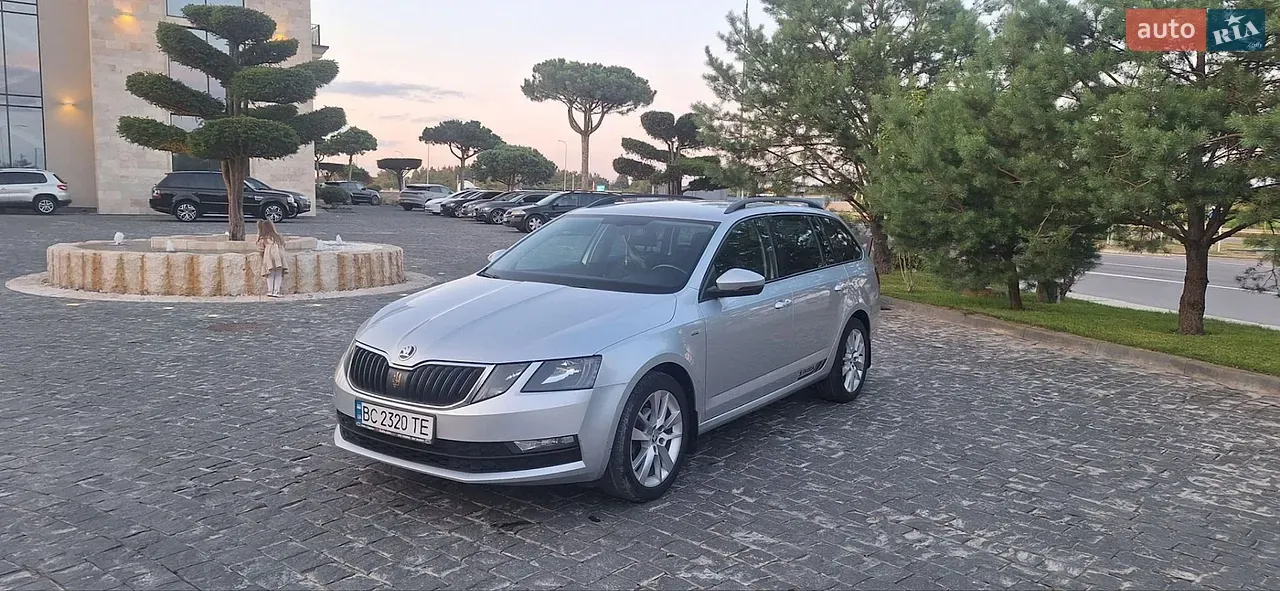 Skoda Octavia 2018 photo 3