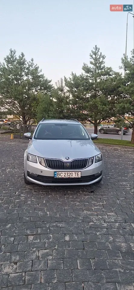 Skoda Octavia 2018 photo 2