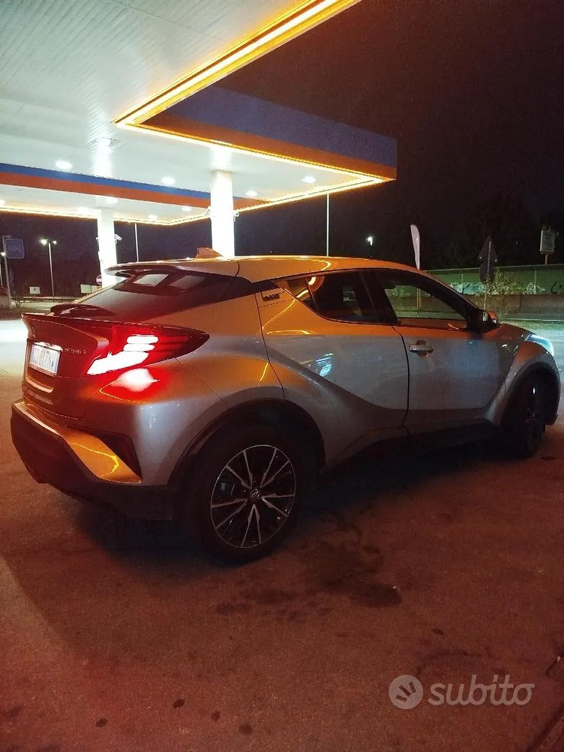 Toyota C-Hr 2021 photo 3
