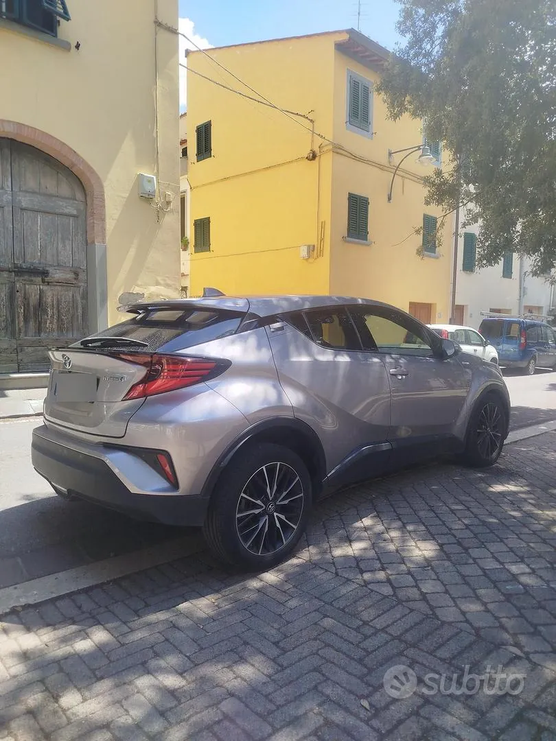 Toyota C-Hr 2021 photo 4