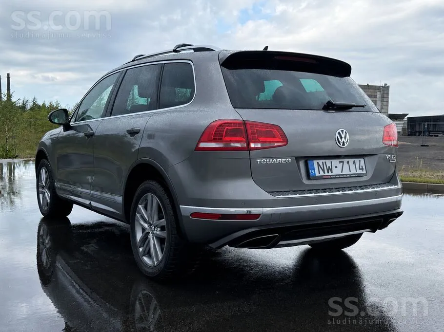 Volkswagen Touareg 2016 photo 2
