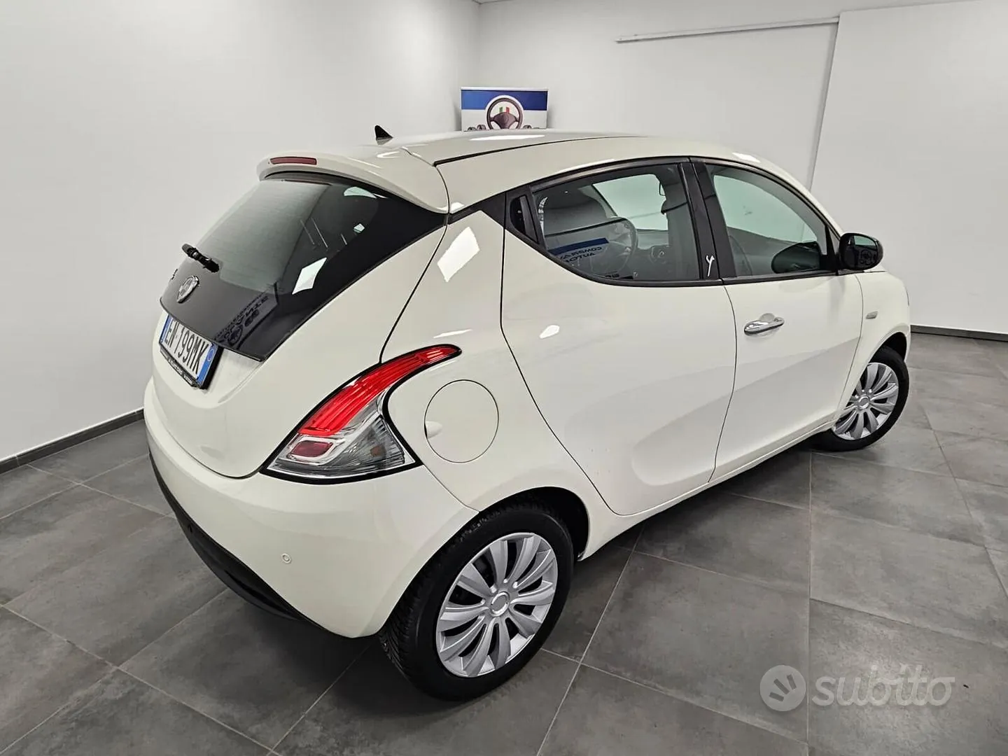 Lancia Ypsilon 2012 photo 4
